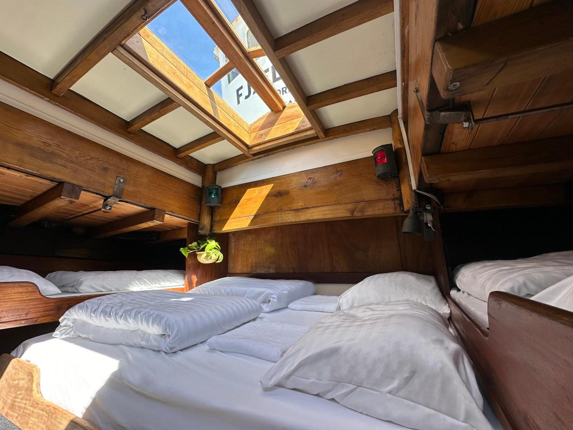 Varra Water - Unique Boat Accomodation - Bornholm - Fjaelstavn Nexo Exterior photo